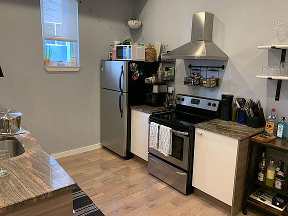 4th image of 1324 N 15th St Unit 3