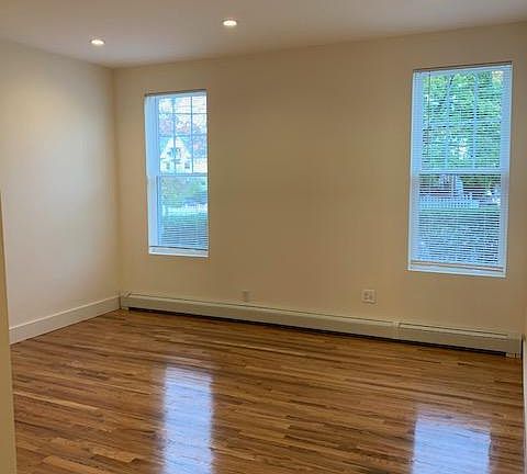 4th image of 64 Hyatt Ave APT 2