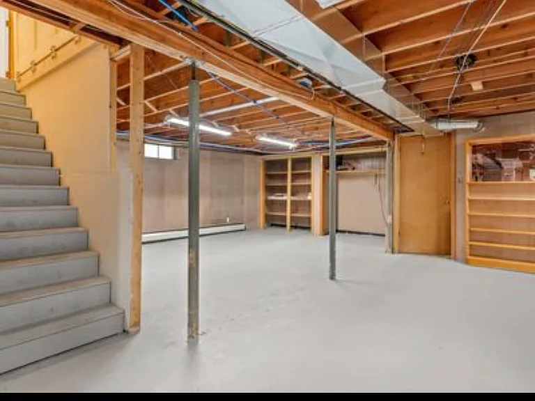 6036 Leora Ln — Photo 25