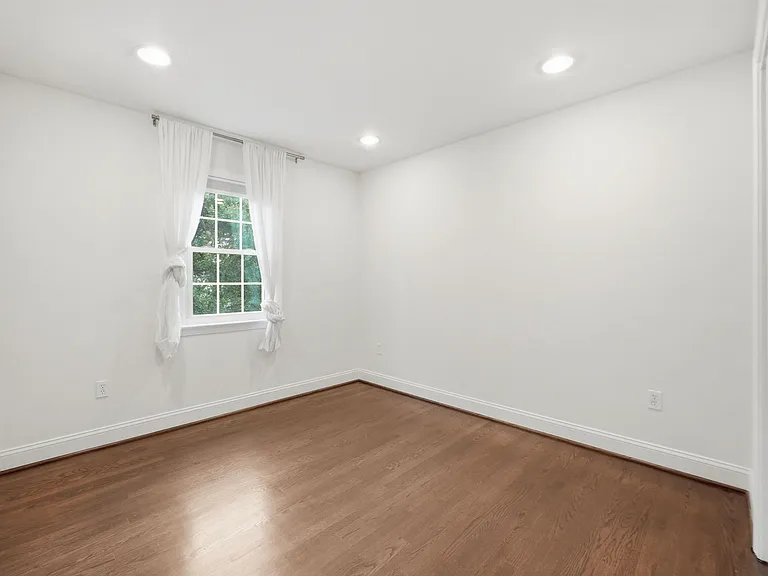 6740 Towne Lane Rd — Photo 11