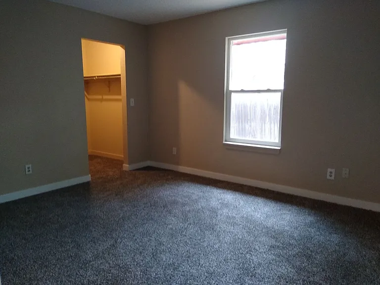470 S Fenton St — Photo 70