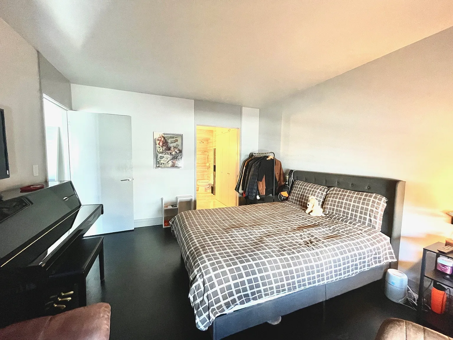303 East 57th Street — Photo 4