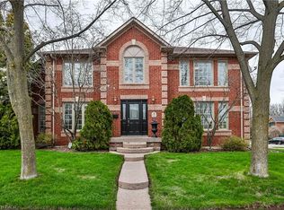 2175 Grand Ravine Dr, Oakville, ON L6H 6B2