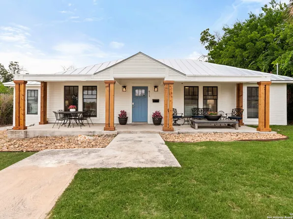 615 Hays, San Antonio, TX 78202