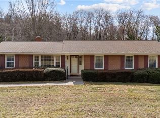 1022 Pine Knolls Rd, Kernersville, NC 27284