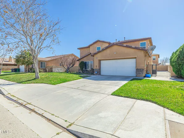 2752 E Newgrove St, Lancaster, CA 93535