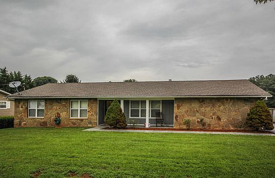 1st image of 3041 Calloway Cir