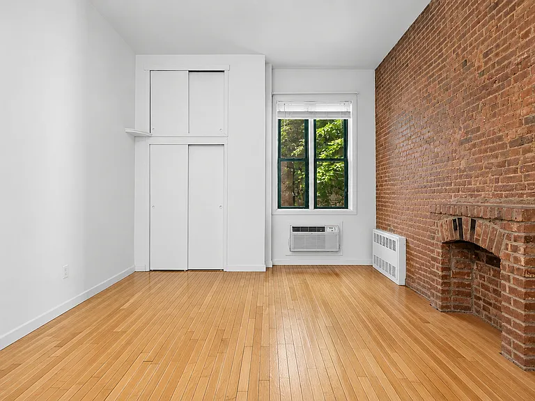 46 W 87th St #1B — Photo 2