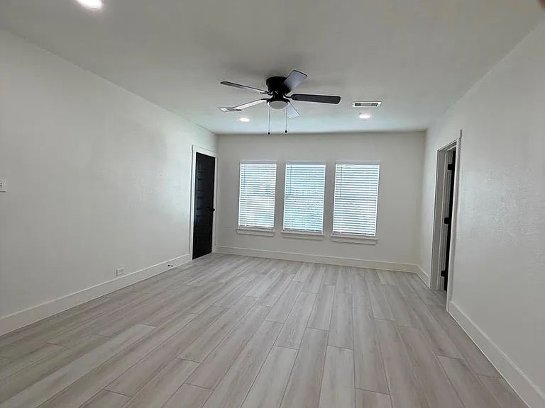 2814 Truxillo St #2 — Photo 25