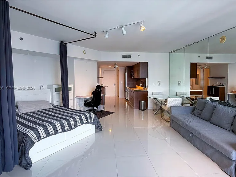 475 Brickell Ave #5008 — Photo 7