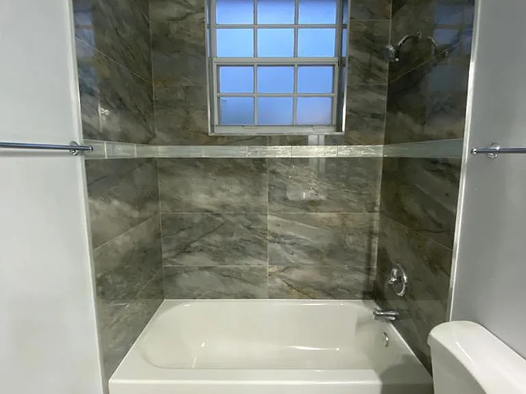2314 Johnson St #12 — Photo 11