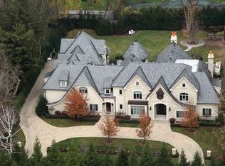 74 Locust Rd, Winnetka, IL 60093