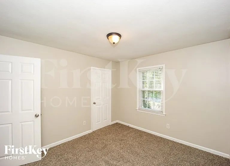 420 Freestone Dr — Photo 12