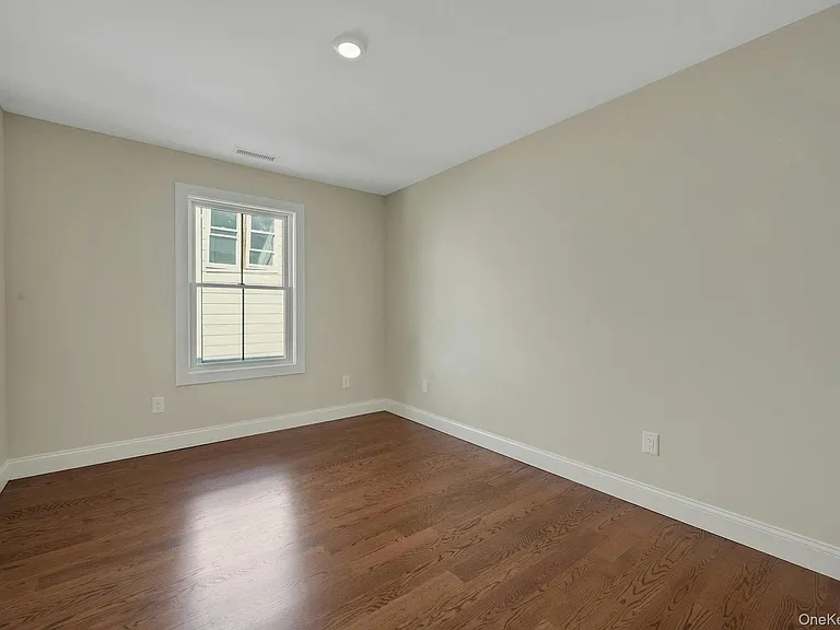 44 Rogers St #A — Photo 20
