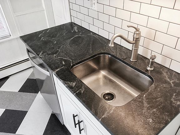 New Granite Countertops