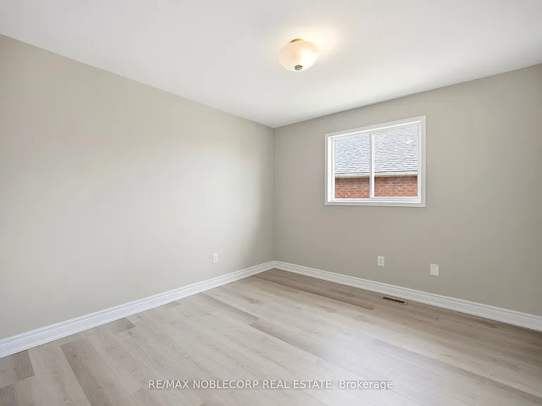 22 Gold Hill Rd #UPPER — Photo 33