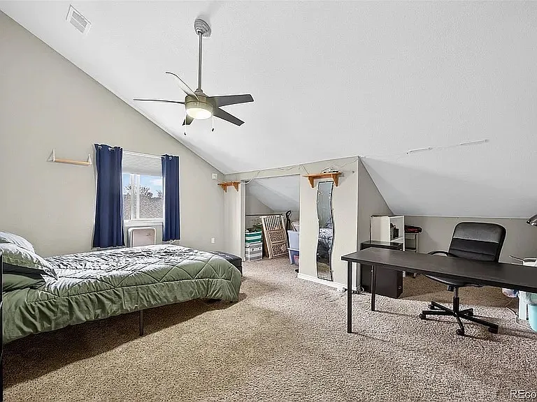 1904 Greenbriar Ct — Photo 11