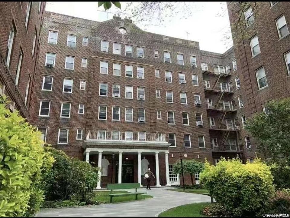 1st image of 141-25 Northern Boulevard #E10