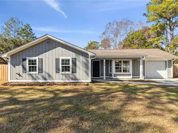 516 Moeckel Ln, Saint Marys, GA 31558