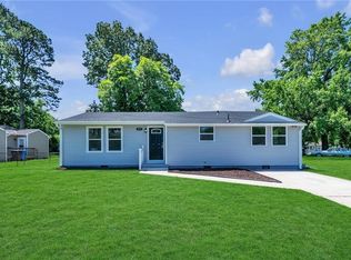 557 River Creek Rd, Chesapeake, VA 23320