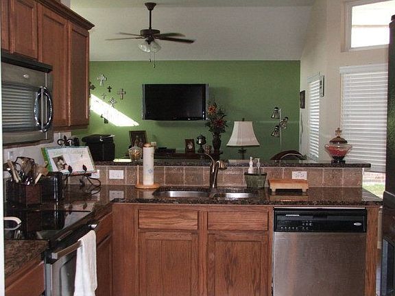 4th image of 105 Carlsbad Dr
