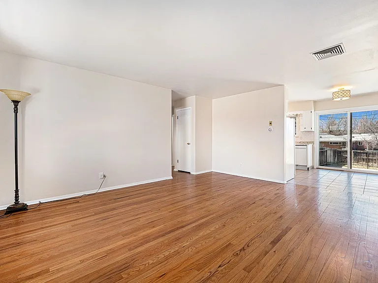 4395 Balsam St — Photo 3