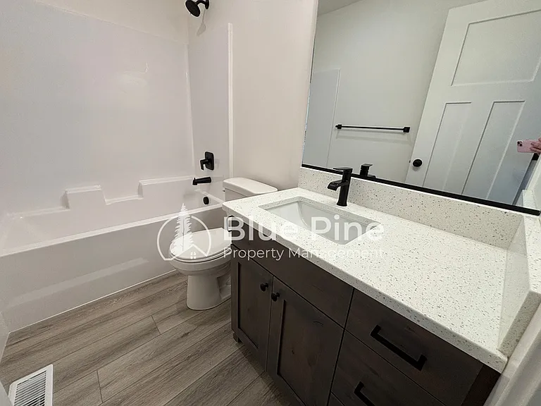 3025 Kai Ct #1 — Photo 13
