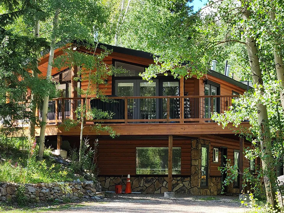 3334 Ski Hill Rd