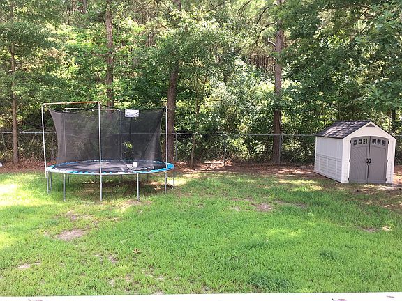 3rd image of 709 Kilby Ave