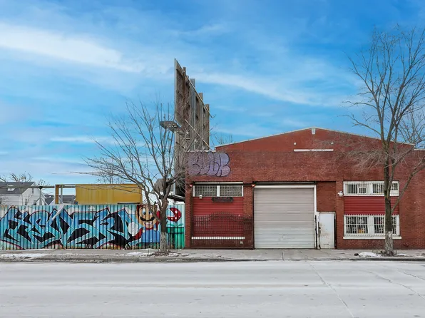 3709 W Armitage Ave, Chicago, IL 60647