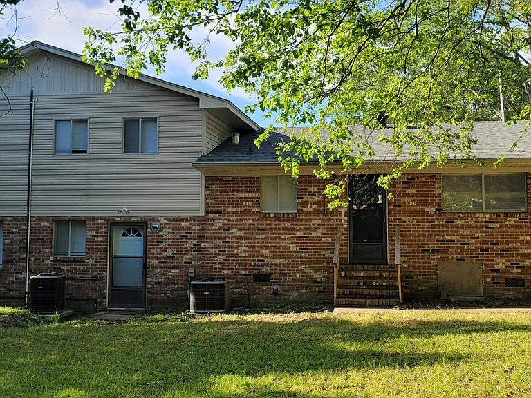4015 Canady St — Photo 17
