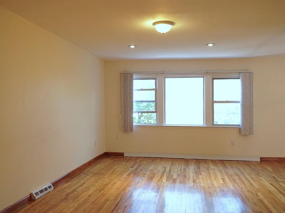 1st image of 224-11 57th Ave