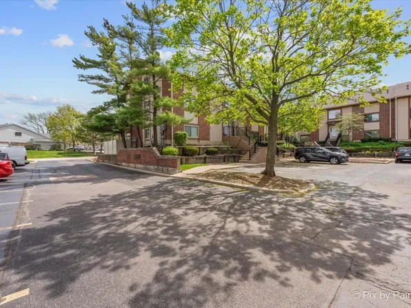 399 Wilmington Dr #103C, Bartlett, IL 60103