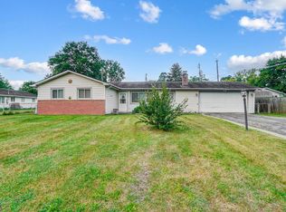 6917 Riverton Dr, Fort Wayne, IN