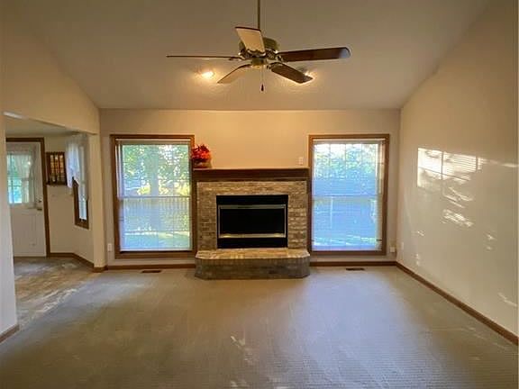 4th image of 7724 Lucretia Ct