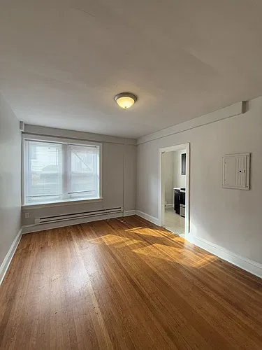 Floor plan B402