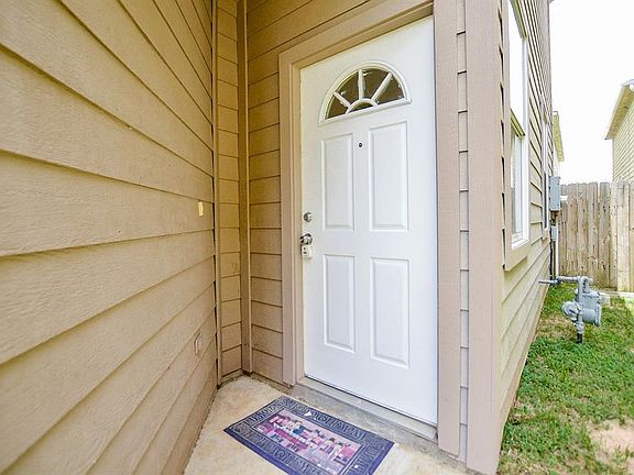 4th image of 6406 Waldron Dr