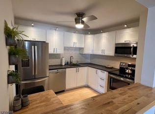 806 Eves Dr UNIT 2D, Hillsborough, NJ 08844
