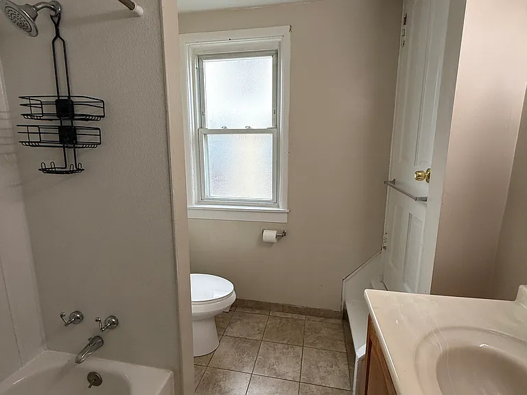 1407 5th Ave #2 — Photo 24