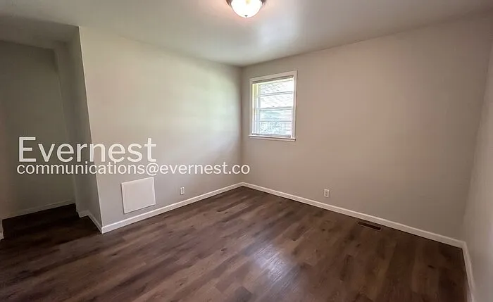 3250 Cloverwood Dr — Photo 13