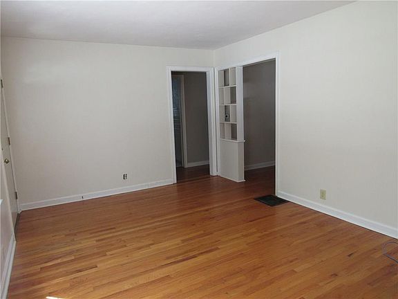 4th image of 5632 N Brouse Ave