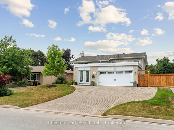 16 Davies Cres, Barrie, ON L4M 2M3