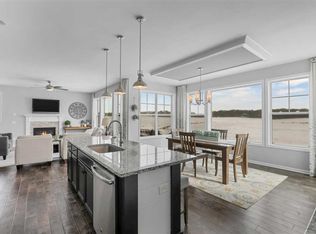 4121 Golden Wheat Run, Deforest, WI 53532