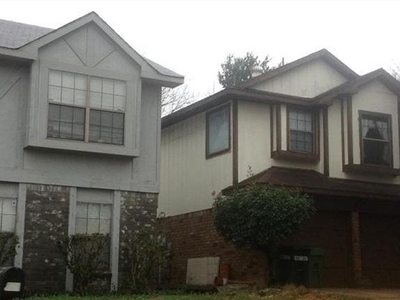 2nd image of 808 Wyndham Pl