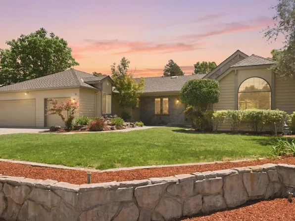 1112 Grimley Ln, San Jose, CA 95120