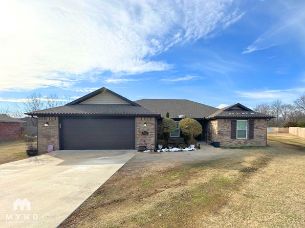 523 Eagle Dr