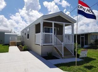 64 Hopetown Rd, Micco, FL 32976