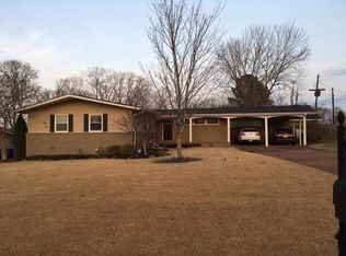 214 Mandalay Dr, Florence, AL 35630
