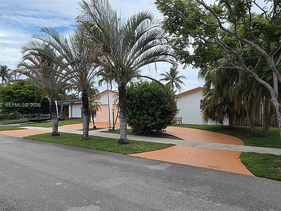 5th image of 1245 Coral Ln