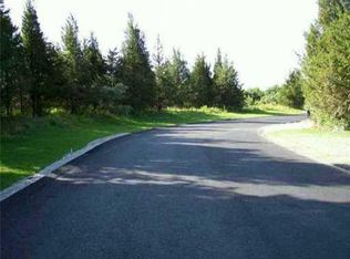 6 Josephine Dr, Charlestown, RI 02813